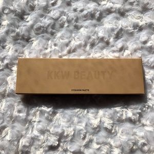 KKW Beauty Eyeshadow Palette